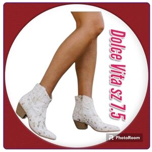 Dolce Vita White Western Cowgirl Boots Woman Booties NEW sz 7.5
